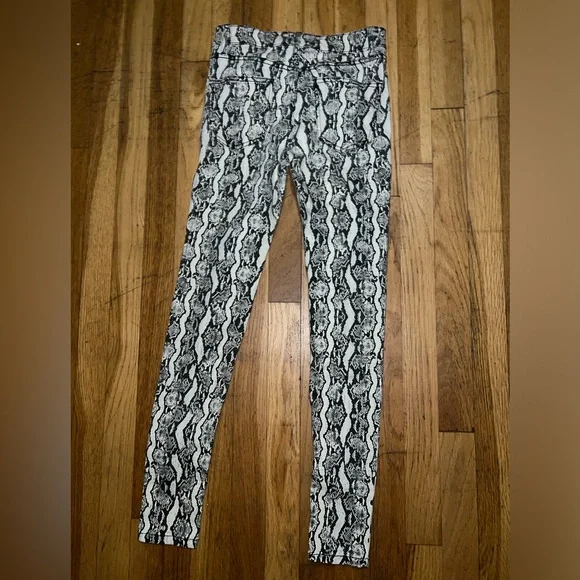 Snake Print Skinny Jeans - Picture 2 of 4